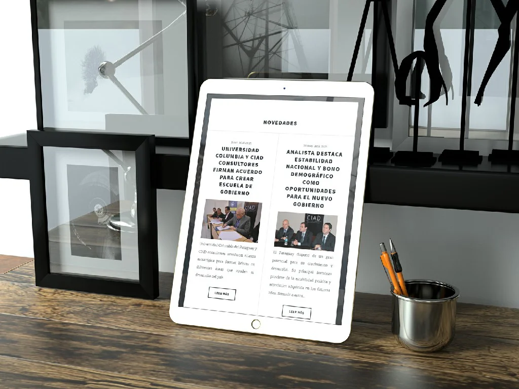 Sección de novedades del sitio web de CIAD presentada en una tablet